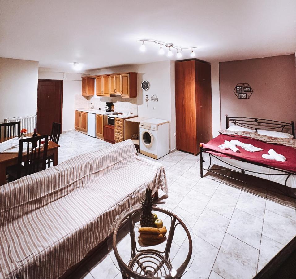 Picollino Apartment Ксилокастрон Екстериор снимка